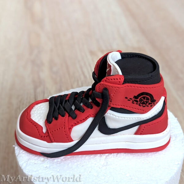Sneaker cake topper