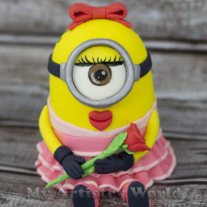 Minion Girl cake topper