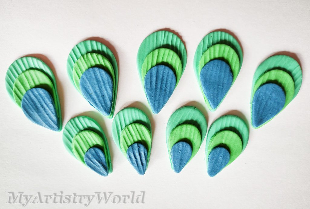 Peacock Feathers cake/cupcake toppers - My Artistry World